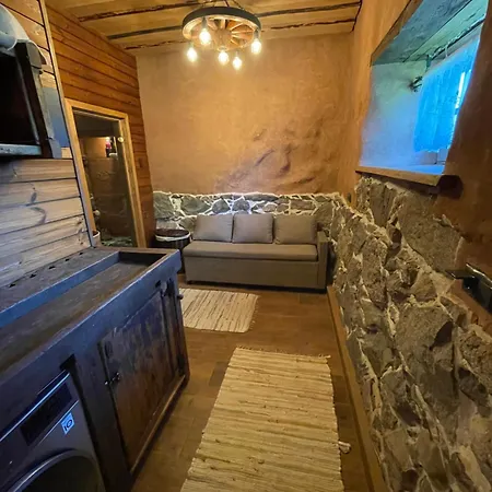 Salu Jahimaja Nyaraló