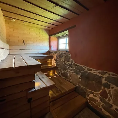 Nyaraló Salu Jahimaja