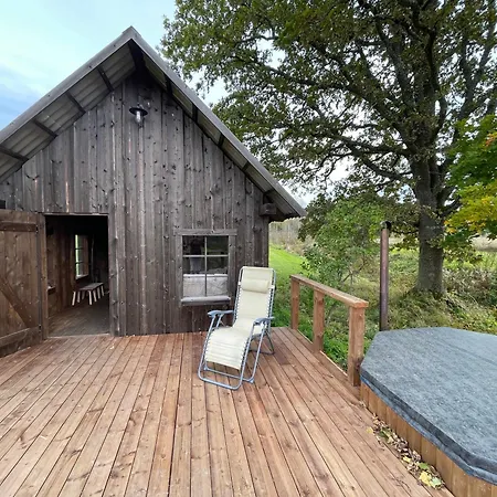 Salu Jahimaja Holiday home *