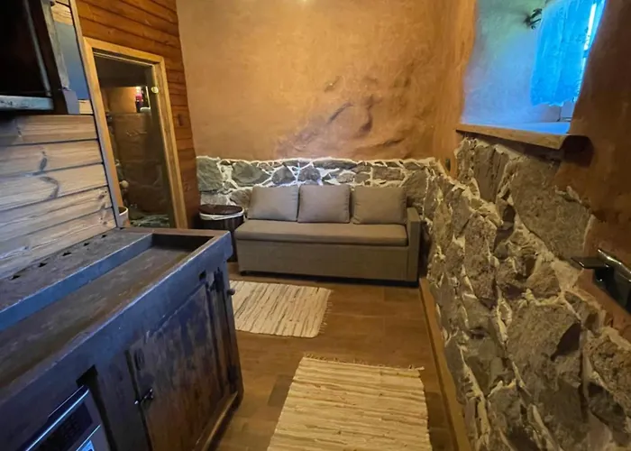 Salu Jahimaja Nyaraló