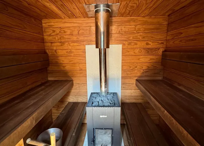 Salu Jahimaja * Soontaga